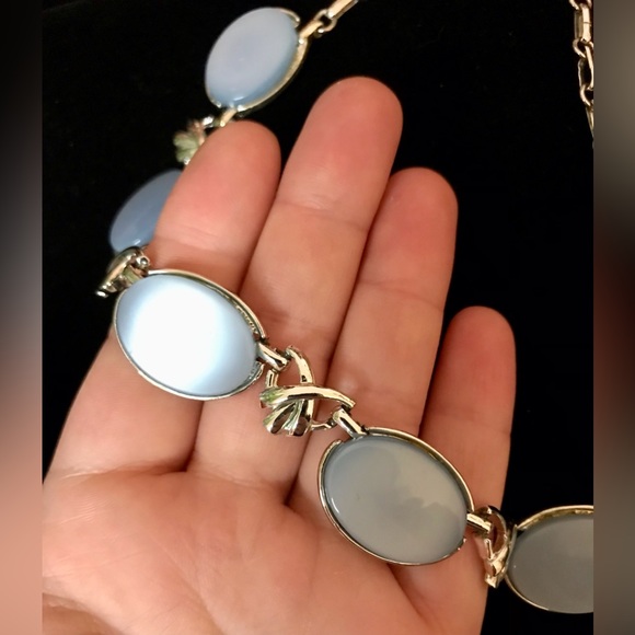 Vintage Coro Powder Blue And Silver Tone Hook Closure Choker Necklace 16.5” - Picture 5 of 11